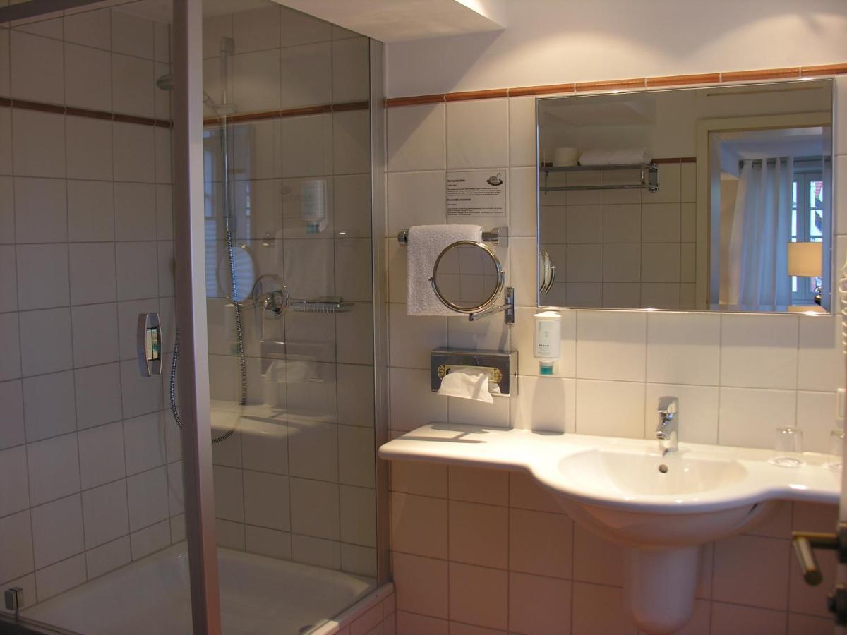 Hotel Am Doktorplatz Rheda-Wiedenbrueck Phòng bức ảnh